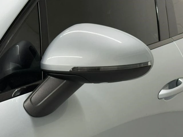 2020 Porsche Macan S - Image 16 of 21