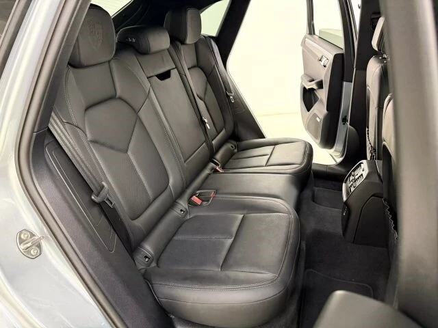 2020 Porsche Macan S - Image 20 of 21