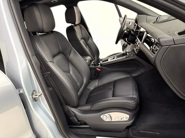 2020 Porsche Macan S - Image 17 of 21