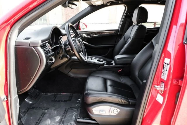 2020 Porsche - Image 4 of 31