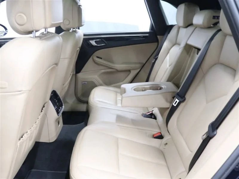 2020 Porsche Macan S - Image 11 of 12