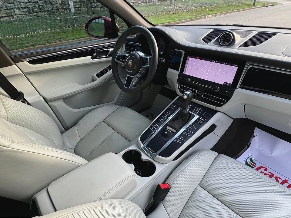 2020 Porsche Macan S - Image 17 of 19