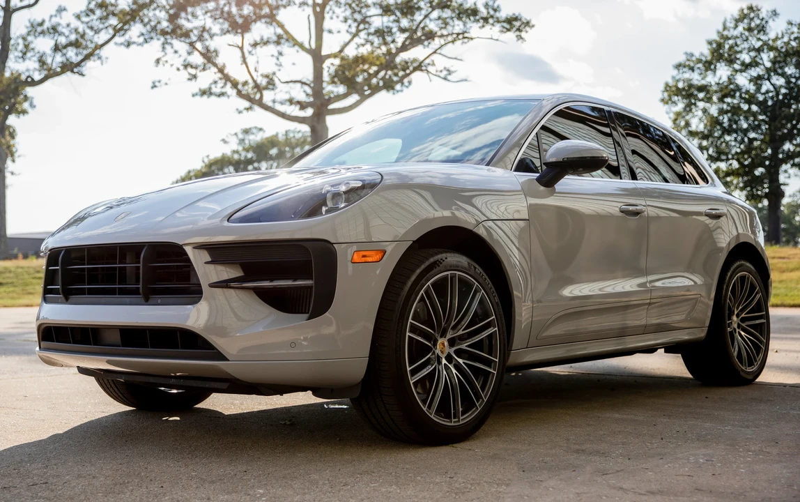 2020 Porsche Macan S - Image 2 of 31