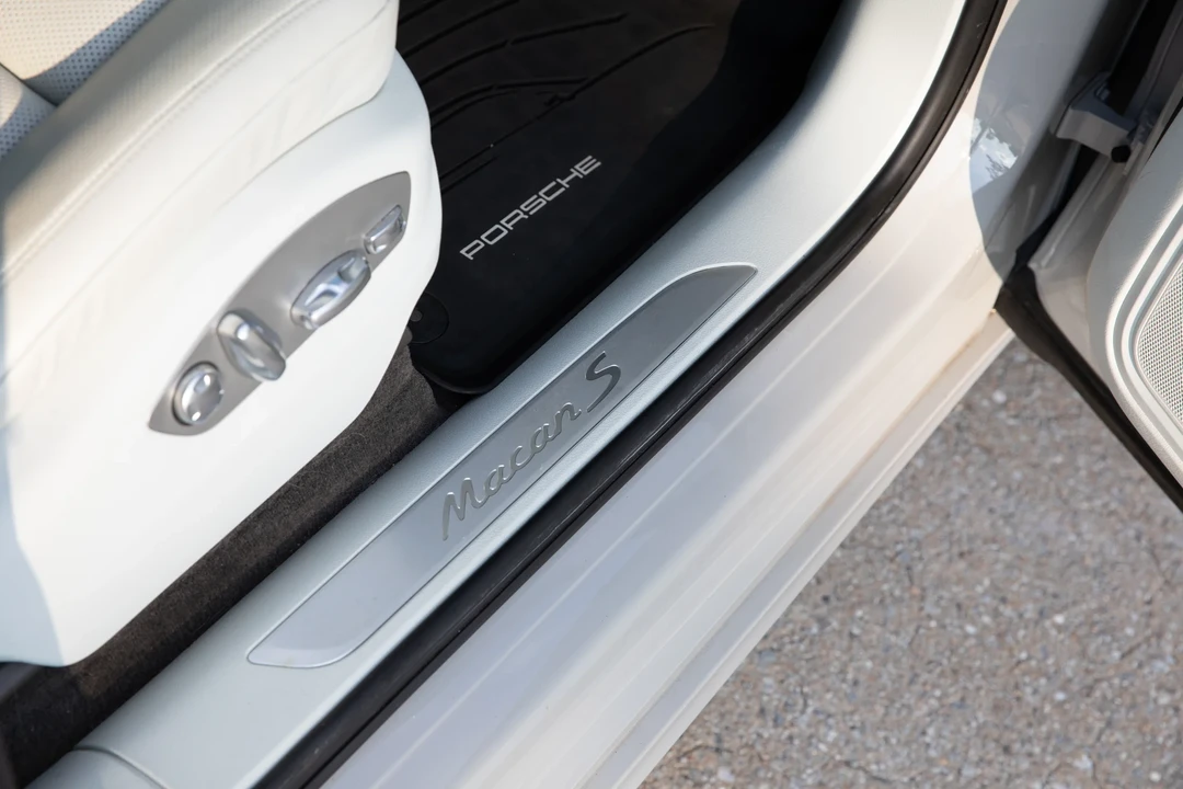 2020 Porsche Macan S - Image 29 of 31