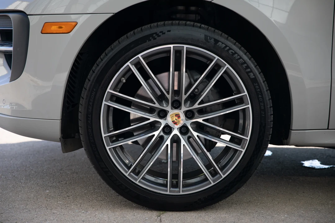 2020 Porsche Macan S - Image 22 of 31