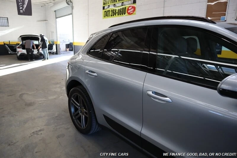 2020 Porsche Macan S - Image 9 of 31