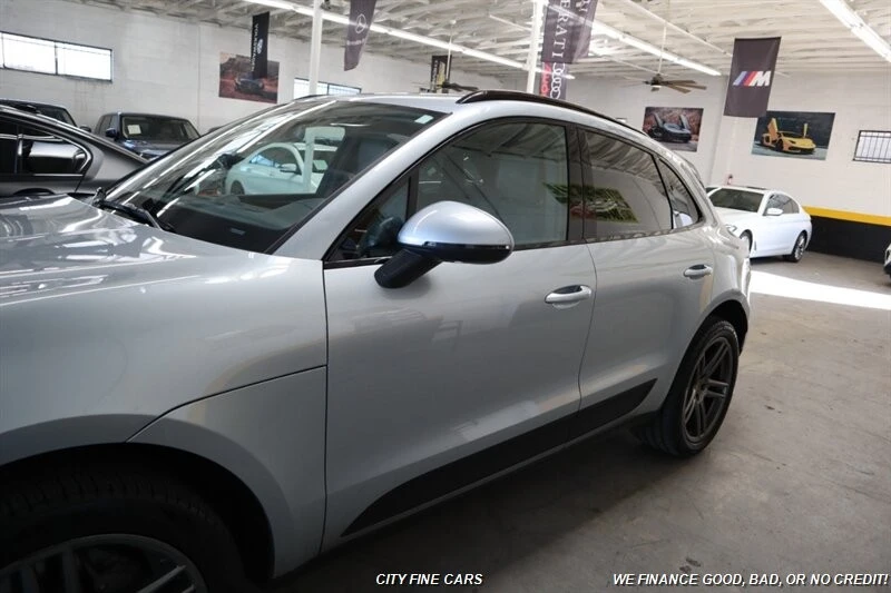 2020 Porsche Macan S - Image 4 of 31