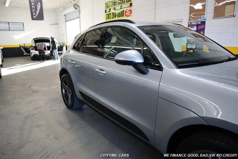 2020 Porsche Macan S - Image 10 of 31