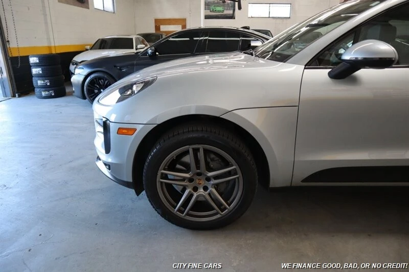 2020 Porsche Macan S - Image 3 of 31