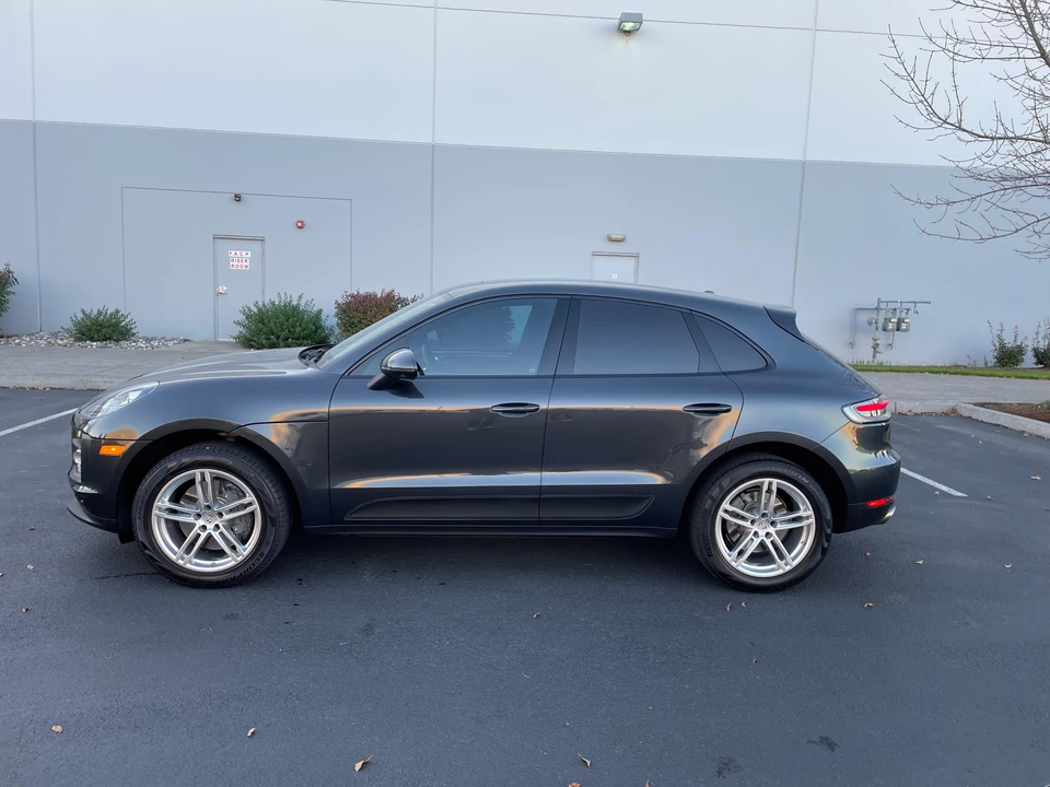 2020 Porsche Macan S - Image 10 of 31