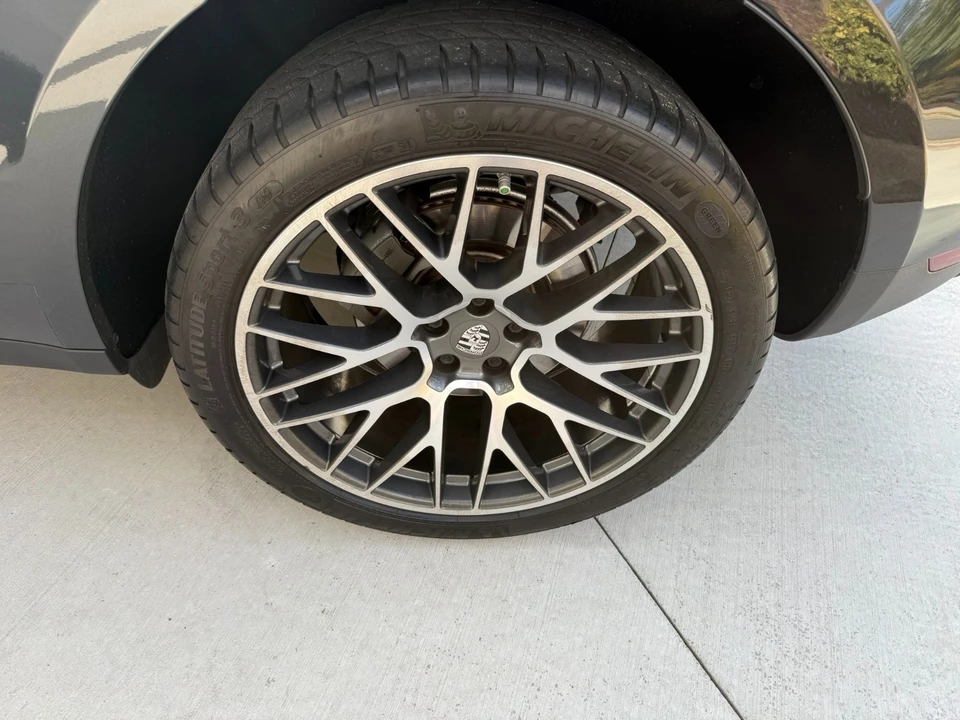 2020 Porsche Macan S - Image 16 of 21
