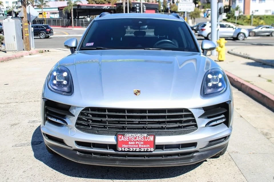 2020 Porsche Macan - Image 9 of 20