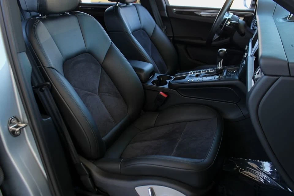 2020 Porsche Macan - Image 20 of 20