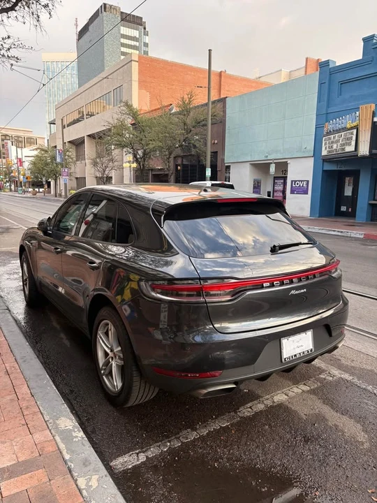 2020 Porsche Macan - Image 2 of 9