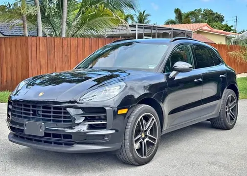 2020 Porsche Macan Sport