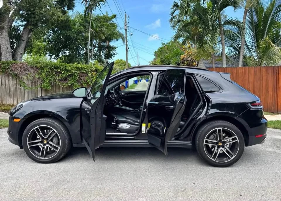 2020 Porsche Macan - Image 3 of 10