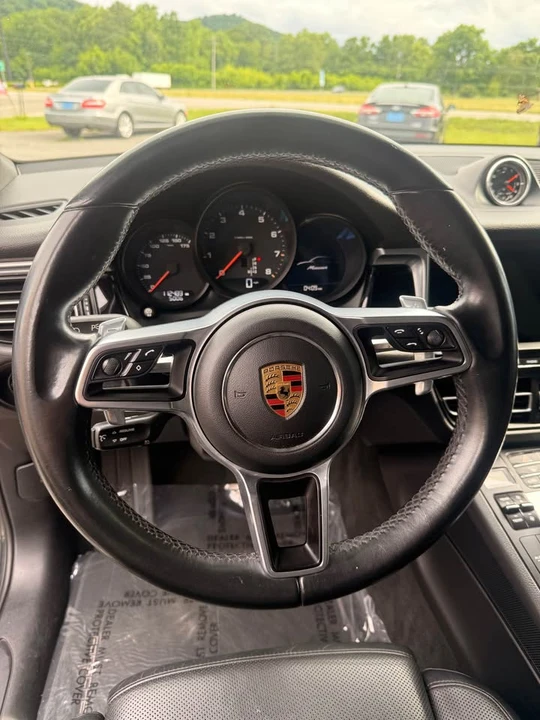 2020 Porsche Macan - Image 19 of 19