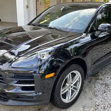 2020 Porsche Macan Sport Utility 4D