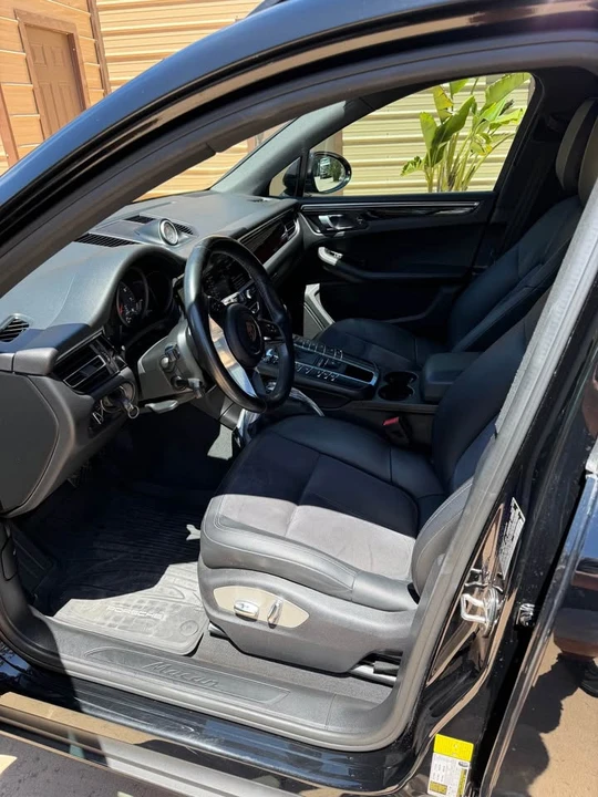 2020 Porsche Macan - Image 3 of 20