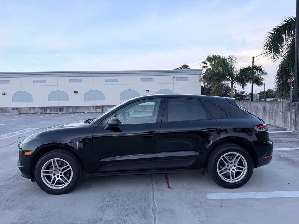 2020 Porsche Macan - Image 8 of 20