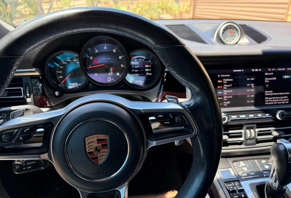 2020 Porsche Macan - Image 2 of 20