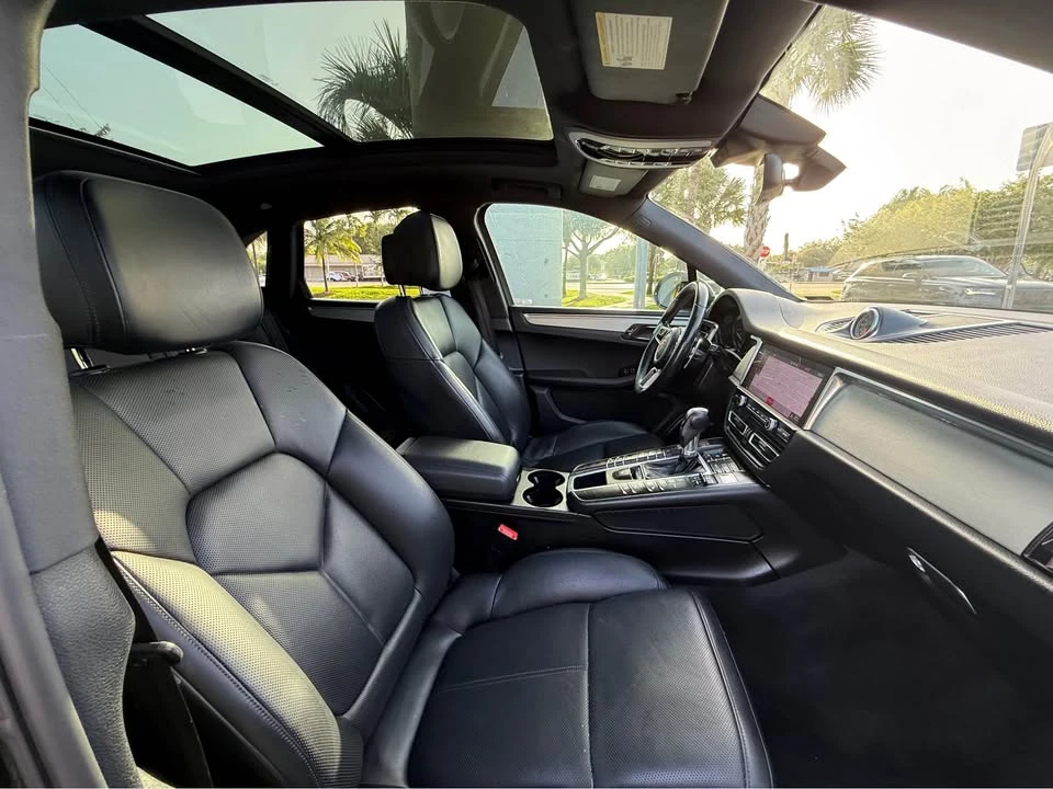 2020 Porsche Macan - Image 11 of 11