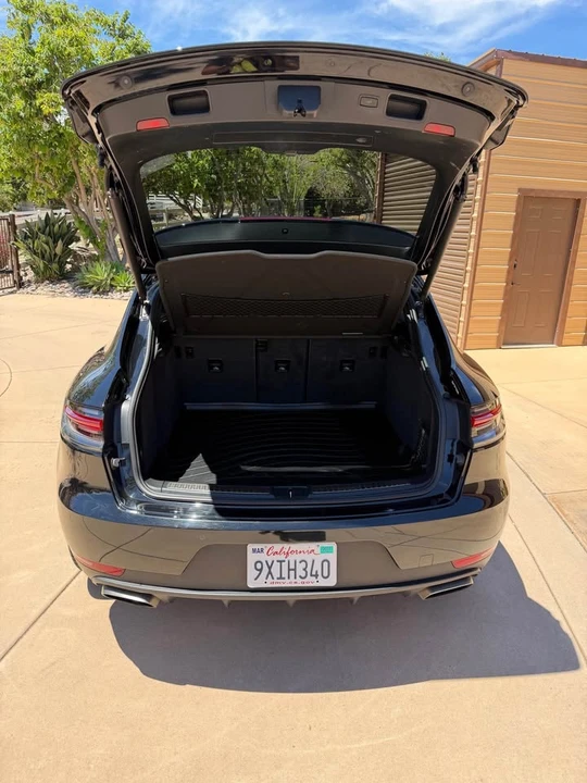 2020 Porsche Macan - Image 16 of 20