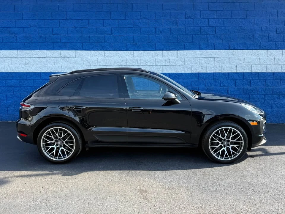 2020 Porsche Macan - Image 2 of 19
