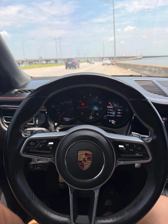 2020 Porsche Macan - Image 11 of 11