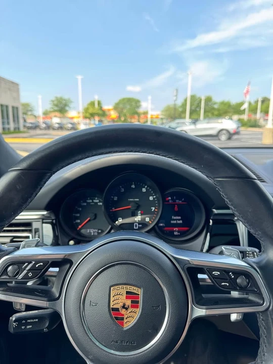 2020 Porsche Macan - Image 18 of 18