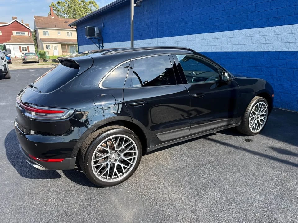 2020 Porsche Macan - Image 15 of 19