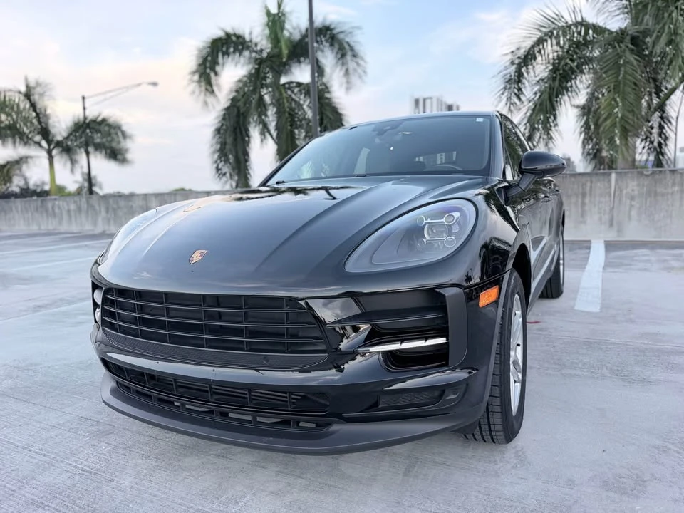 2020 Porsche Macan - Image 11 of 20
