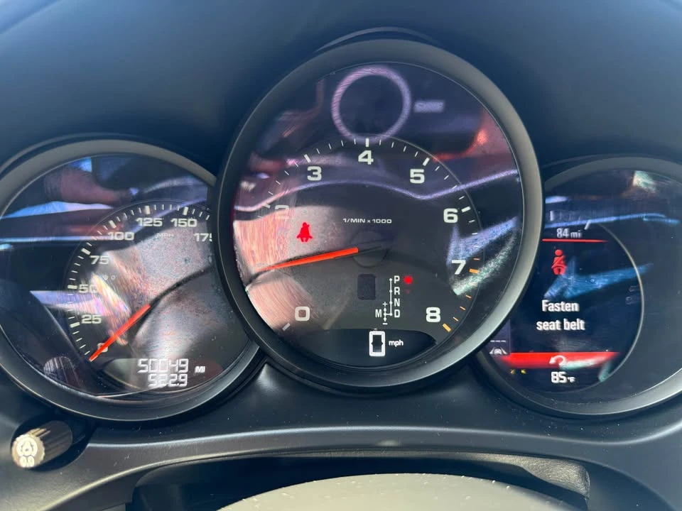 2020 Porsche Macan - Image 9 of 19