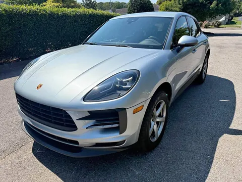 2020 Porsche Macan Sport Utility 4D