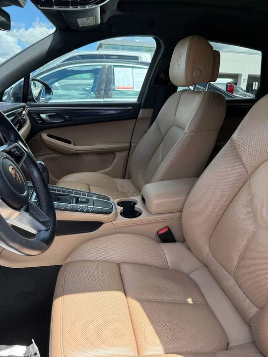 2020 Porsche Macan - Image 8 of 15