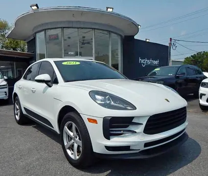 2020 Porsche Macan Sport Utility 4D