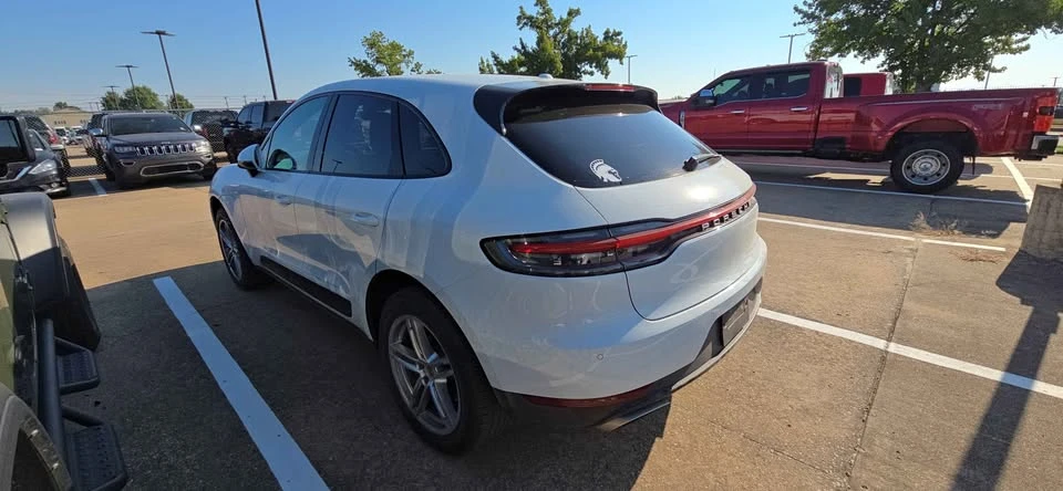 2020 Porsche Macan - Image 5 of 9