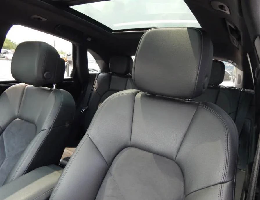 2020 Porsche Macan - Image 4 of 7