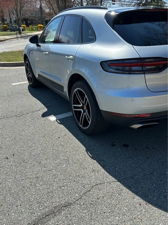 2020 Porsche Macan - Image 3 of 20