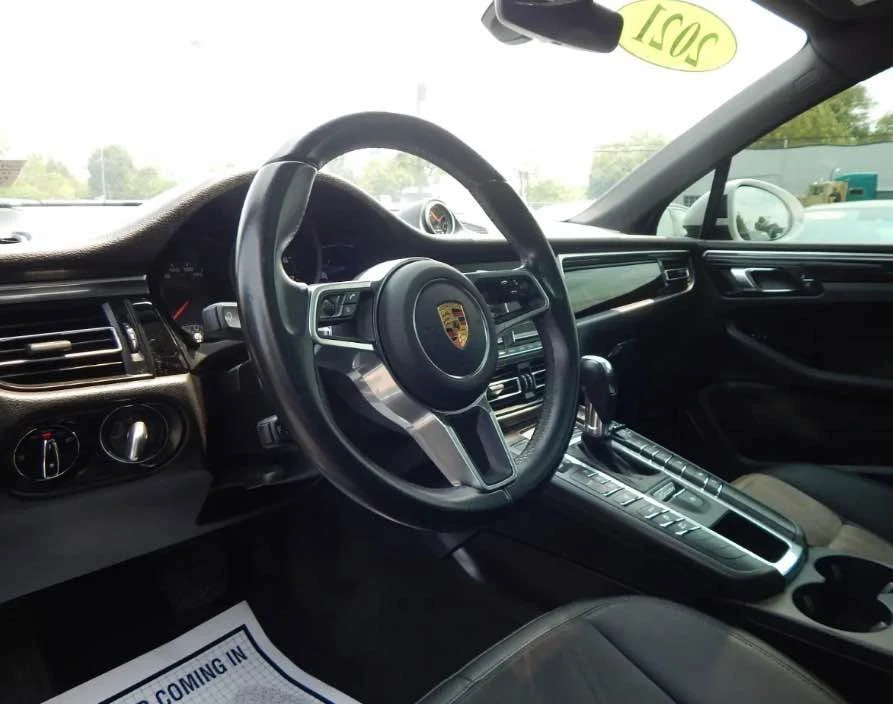 2020 Porsche Macan - Image 3 of 7