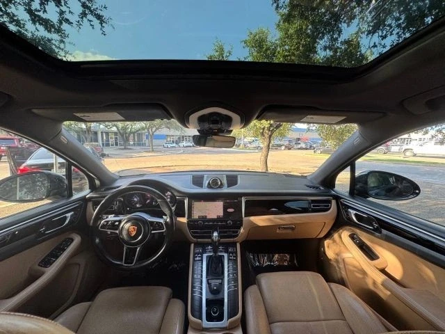 2020 Porsche Macan - Image 10 of 21