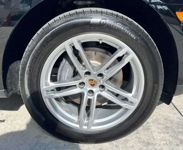 2020 Porsche Macan - Image 11 of 21