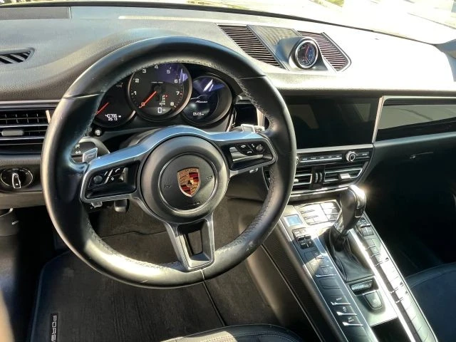2020 Porsche Macan - Image 14 of 21