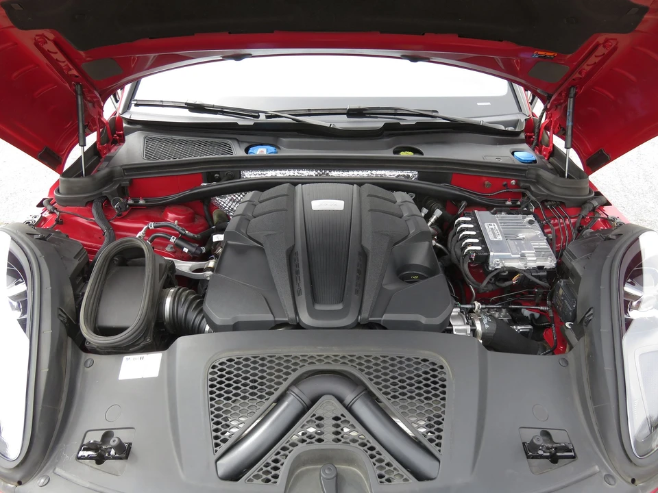 2020 Porsche Macan Turbo - Image 14 of 14