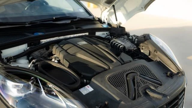 2020 Porsche Macan Turbo - Image 19 of 31