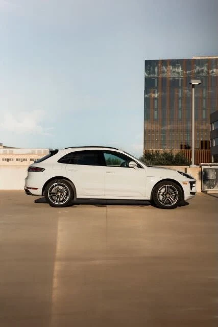 2020 Porsche Macan Turbo - Image 4 of 31