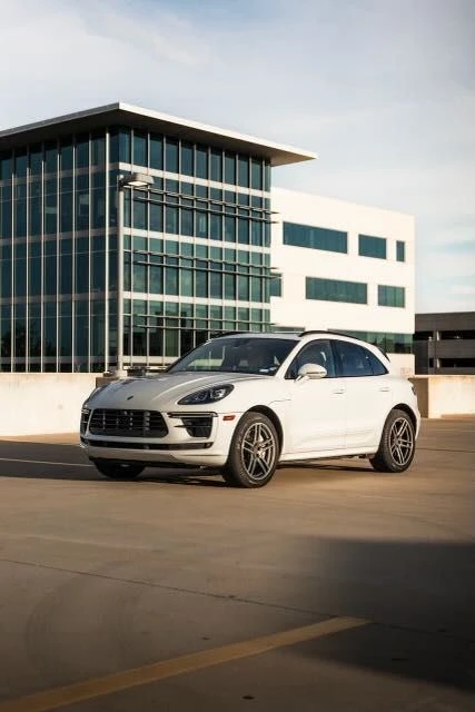 2020 Porsche Macan Turbo - Image 6 of 31