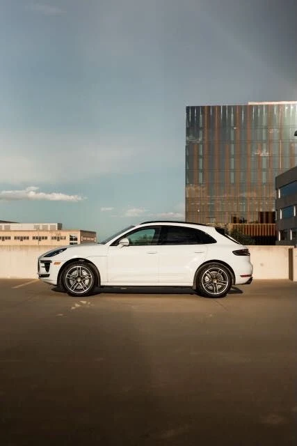 2020 Porsche Macan Turbo - Image 7 of 31