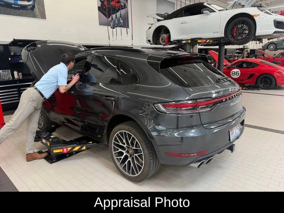 2020 Porsche Macan Turbo - Image 2 of 5
