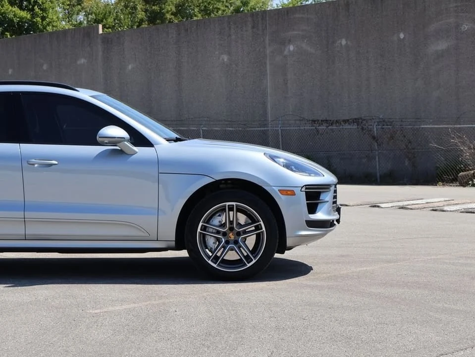 2020 Porsche Macan Turbo - Image 10 of 20